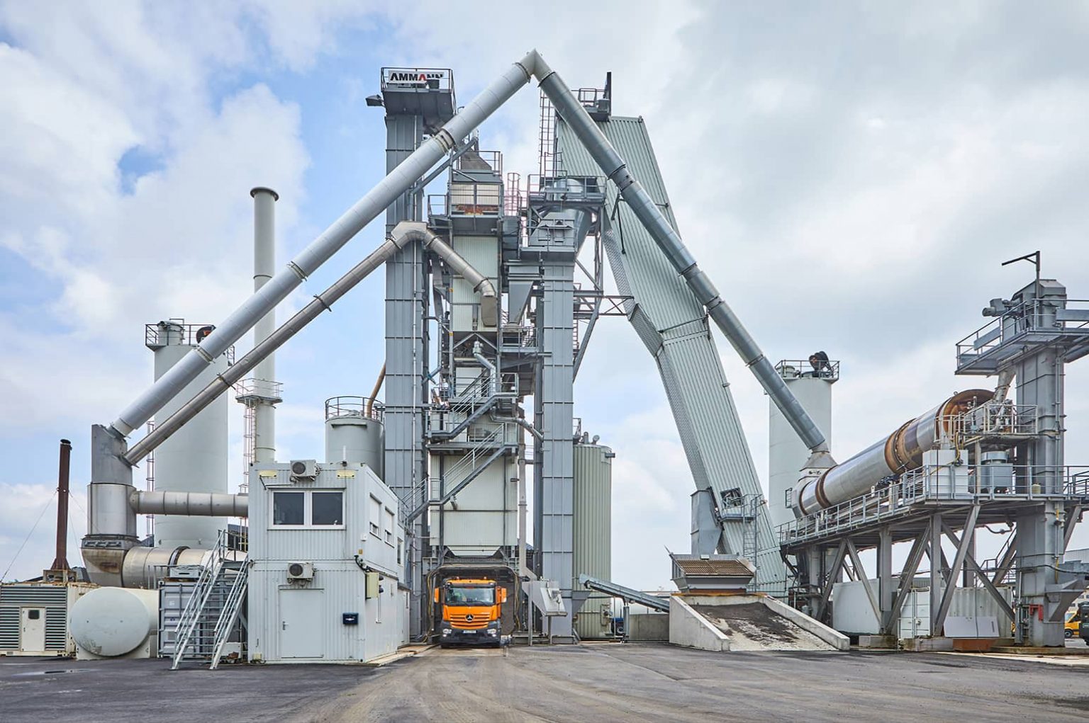 Btm Baustoff-technik + Mischwerke Gmbh Asphaltmischwerk Bielefeld Vertrieb - NWM Nordwestdeutsche Mischwerke